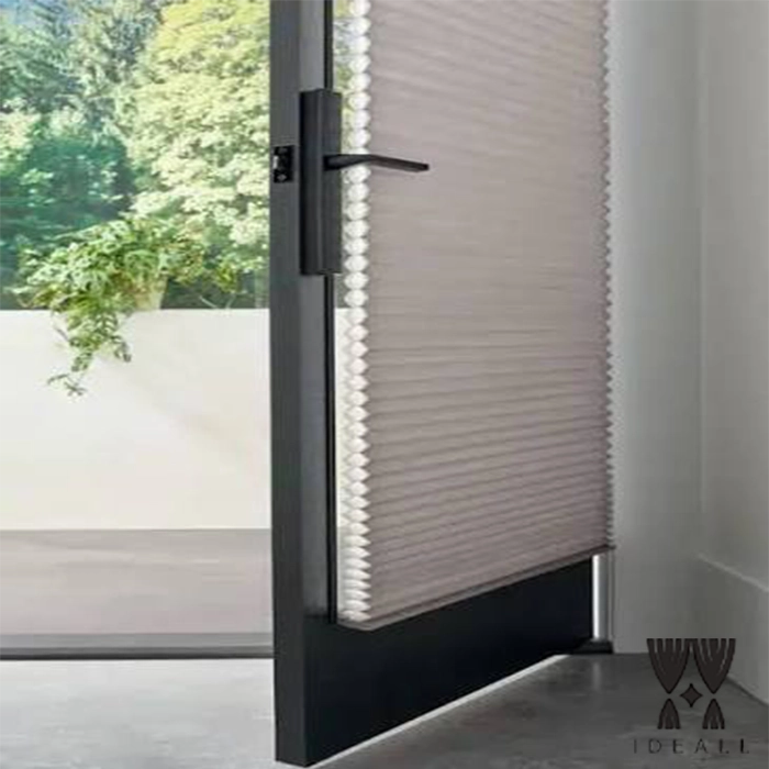 curtain pelise poshte dari پرده پلیسه پشت دری مناسب برای درهای ورودی وپنجره ها